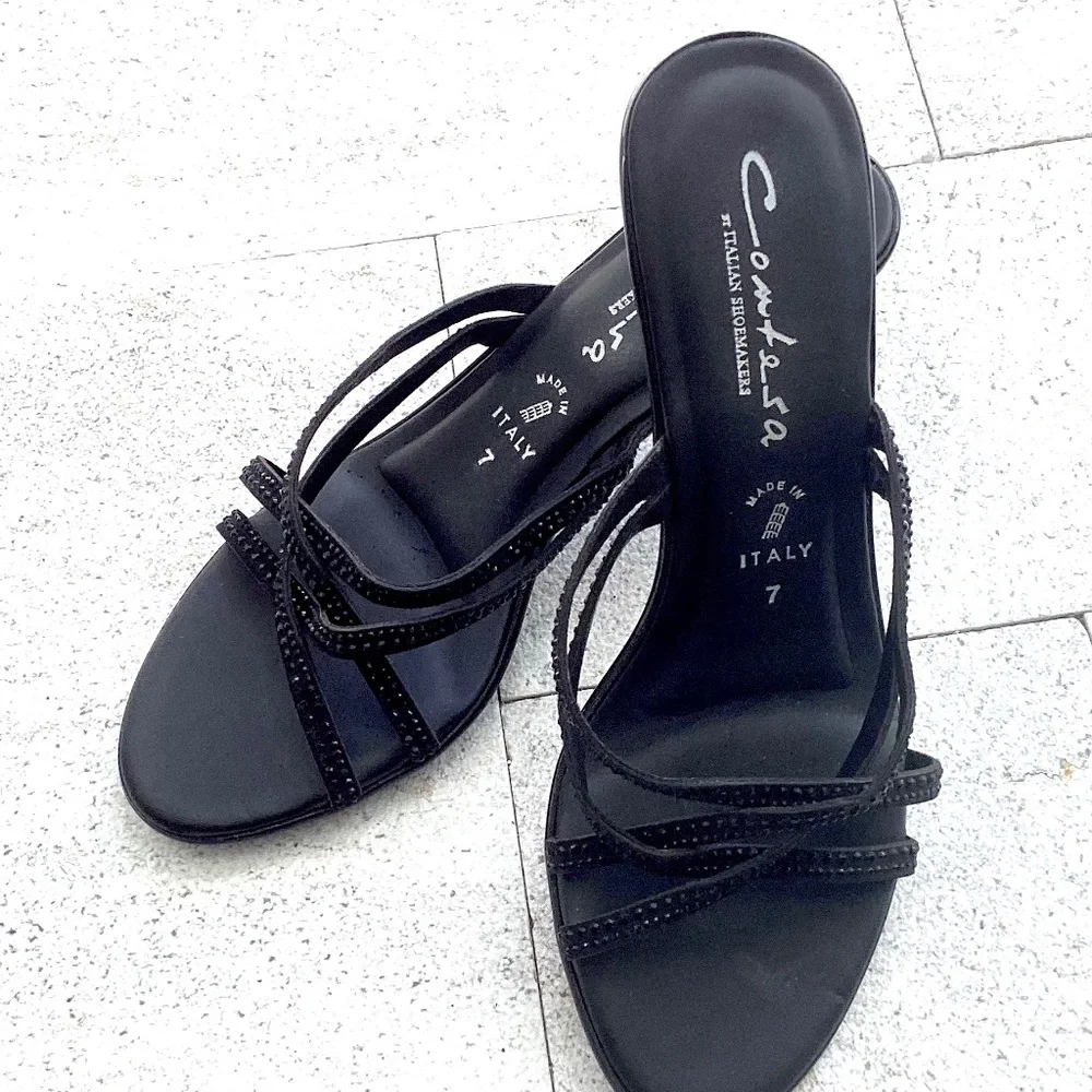 Heels - Picture 1 of 2